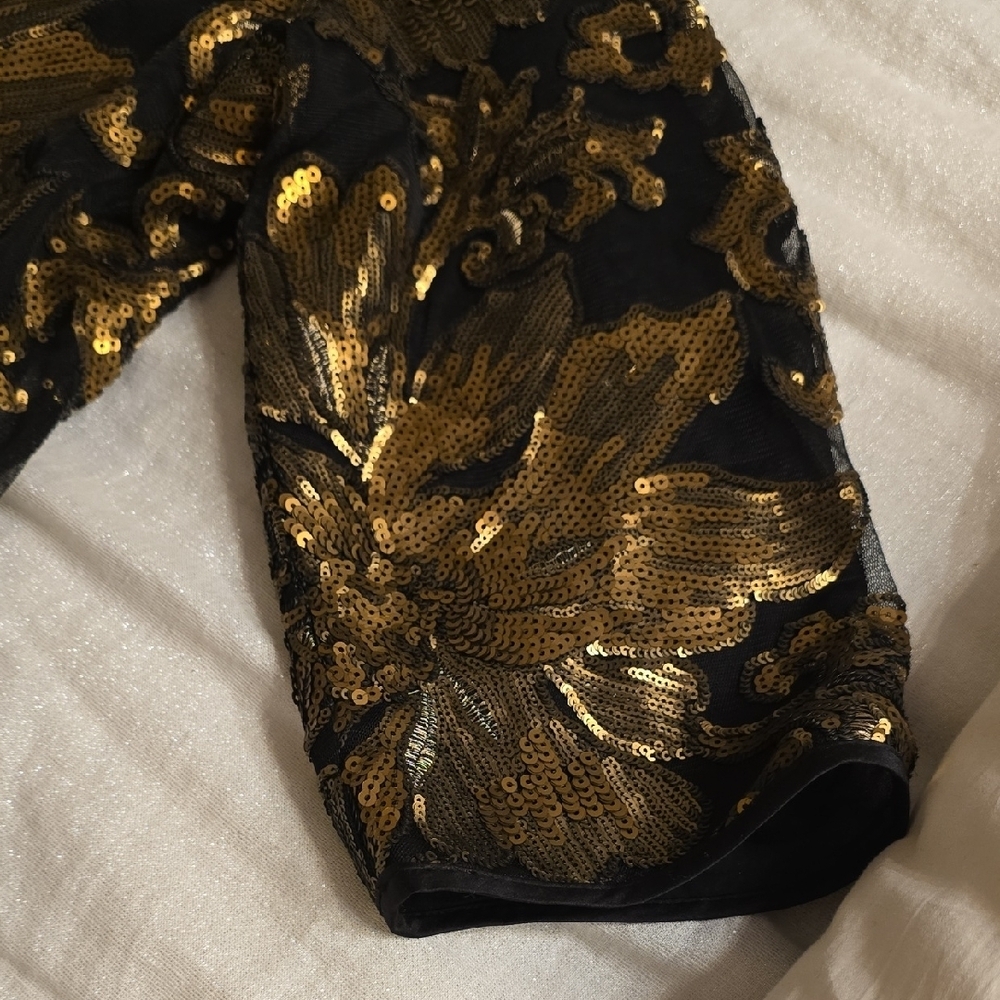 Chico's Black and Gold Embroidered Sequin Jacket Size 4 - Picture 14 of 16